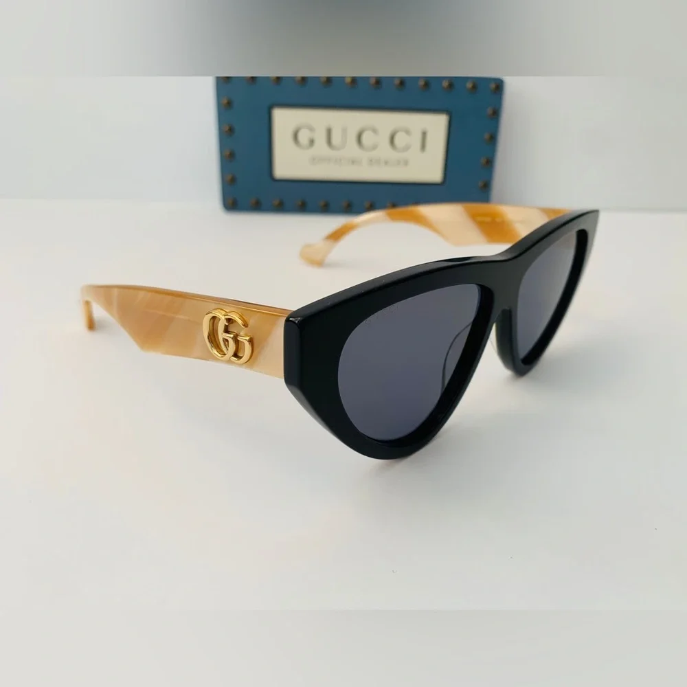 💯 - Authentic New Gucci Blue Cat Eye Ladies Sunglasses GG1333S 004